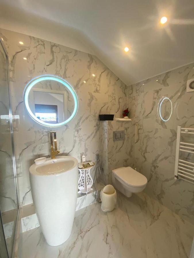 Ami Residence Bucharest Airport&Therme&Parking Otopeni Dış mekan fotoğraf