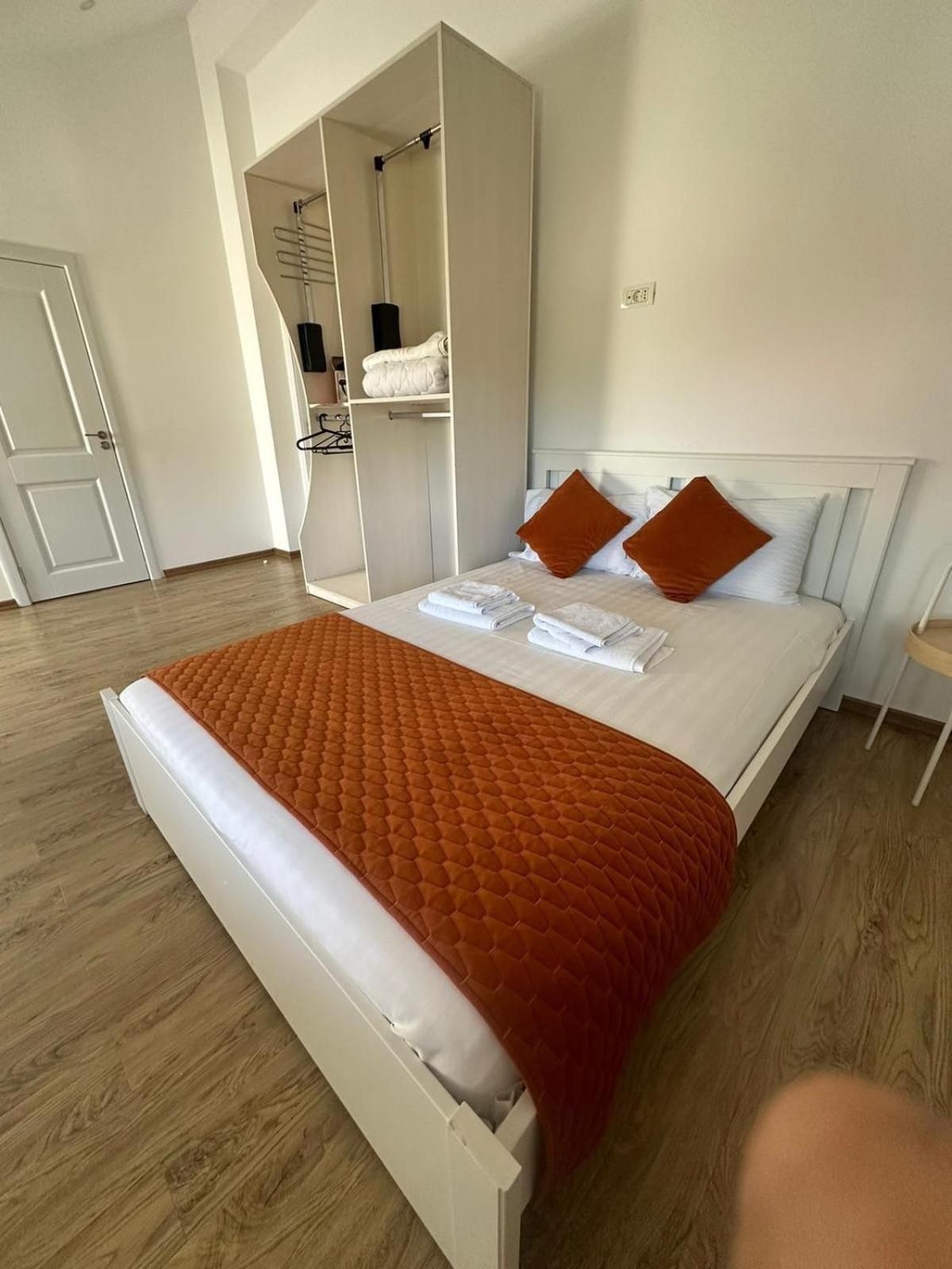 Ami Residence Bucharest Airport&Therme&Parking Otopeni Dış mekan fotoğraf