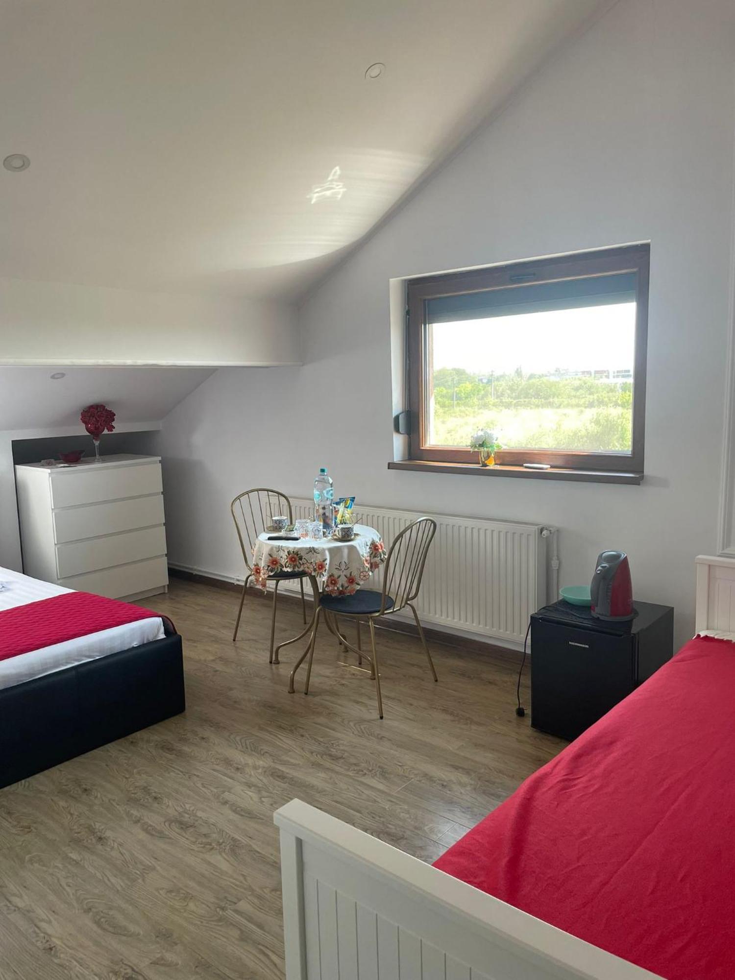 Ami Residence Bucharest Airport&Therme&Parking Otopeni Dış mekan fotoğraf